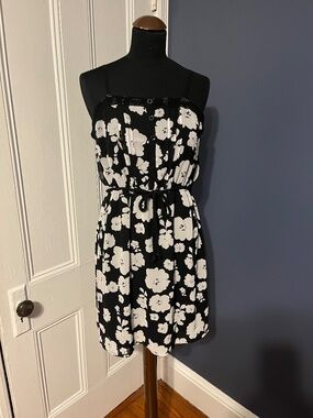 Black & White Floral Strapless Dress